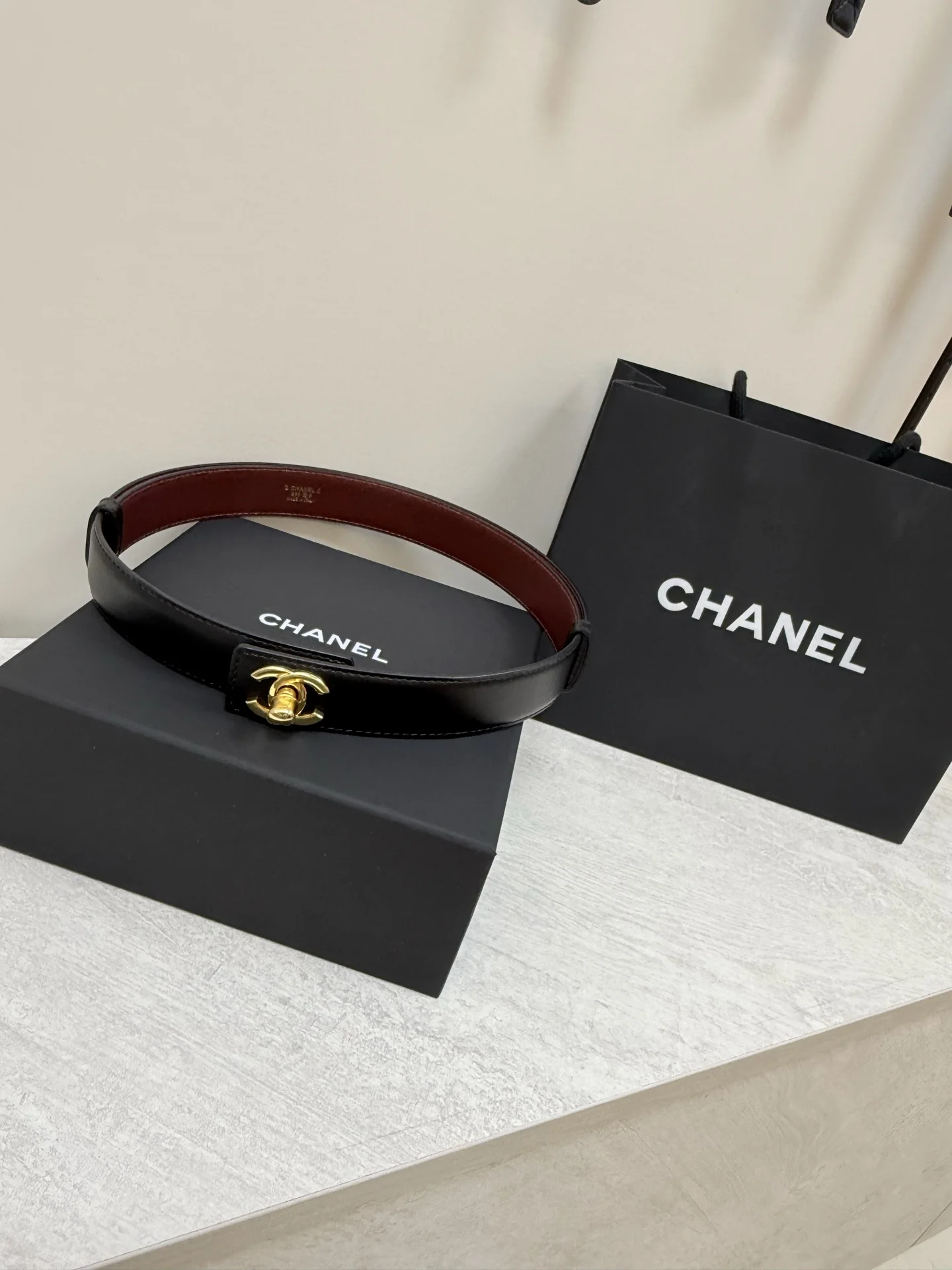 CHANEL Belts Leather Black-Gold-Red A90202609070186 - Image 9