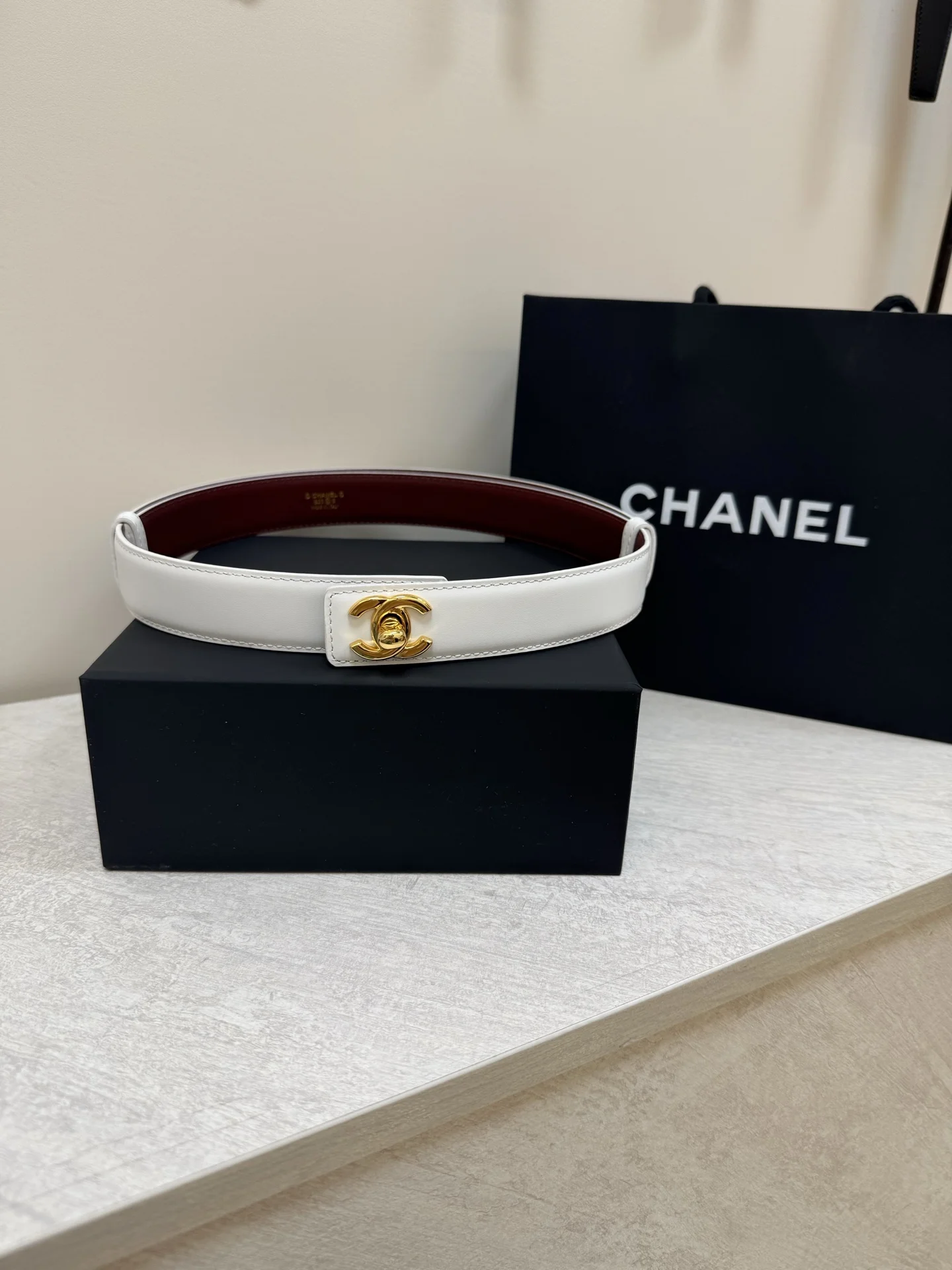 CHANEL Belts Leather White-Gold A90202609070185 - Image 2