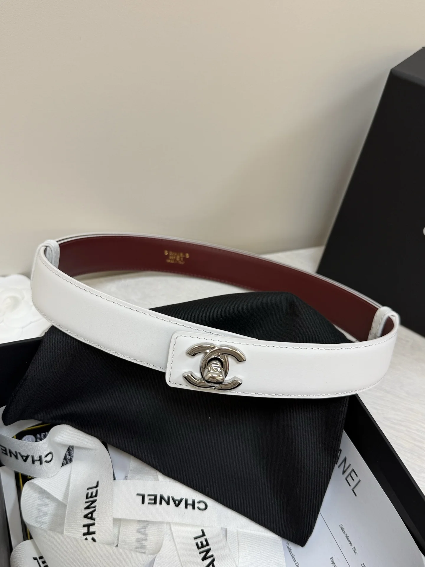 CHANEL Belts Leather White-Red A90202609070184 - Image 6