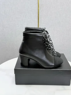CHANEL Booties Calfskin Leather Black-White EU35-39 C40202609110593