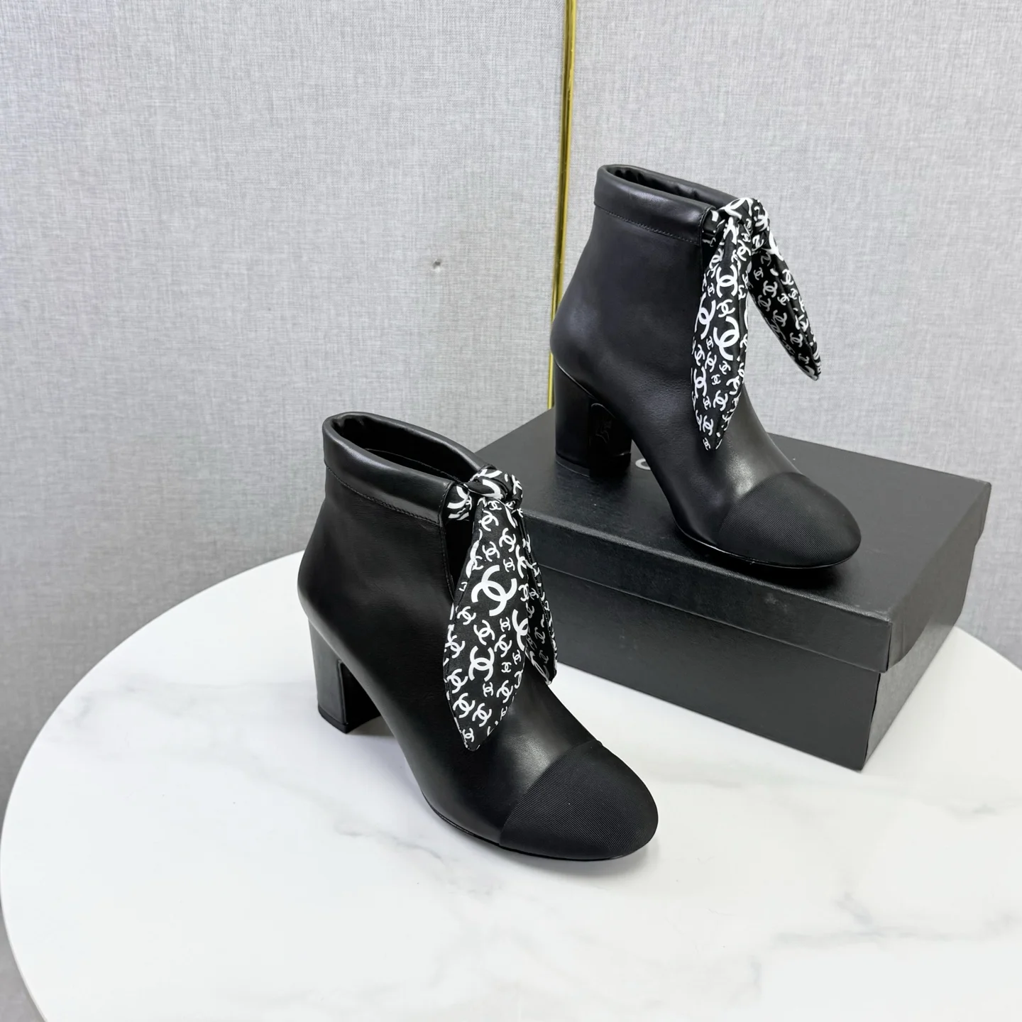 CHANEL Booties Calfskin Leather Black-White EU35-39 C40202609110593 - Image 3