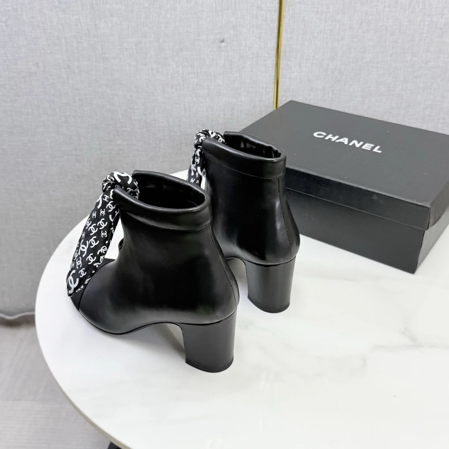 CHANEL Booties Calfskin Leather Black-White EU35-39 C40202609110593 - Image 6