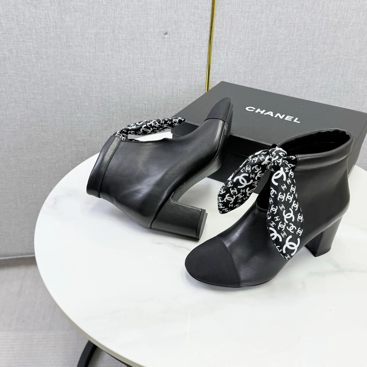 CHANEL Booties Calfskin Leather Black-White EU35-39 C40202609110593 - Image 7