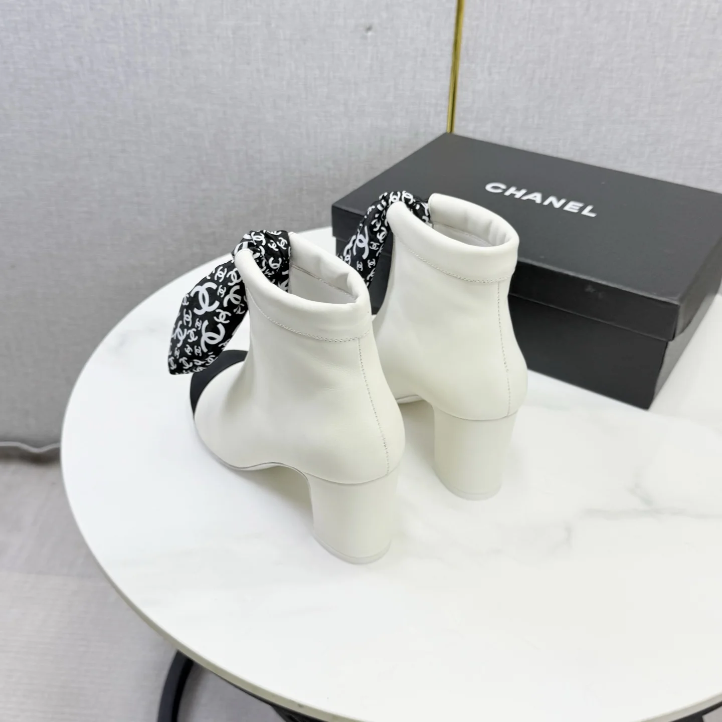 CHANEL Booties Calfskin Leather White-Black EU35-39 C40202609110594 - Image 6