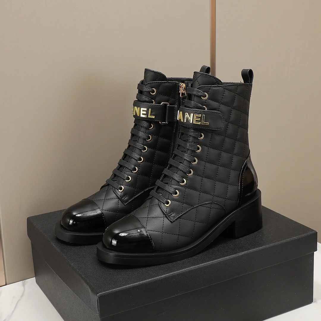 CHANEL Boots Black-Gold C10202609111248 - Image 2