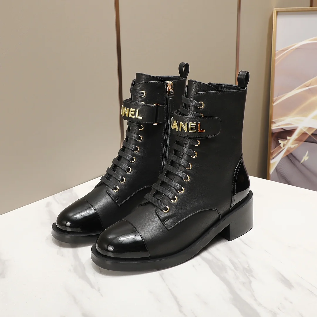 CHANEL Boots Calf Leather Black-Gold EU35-40 C10202609111247