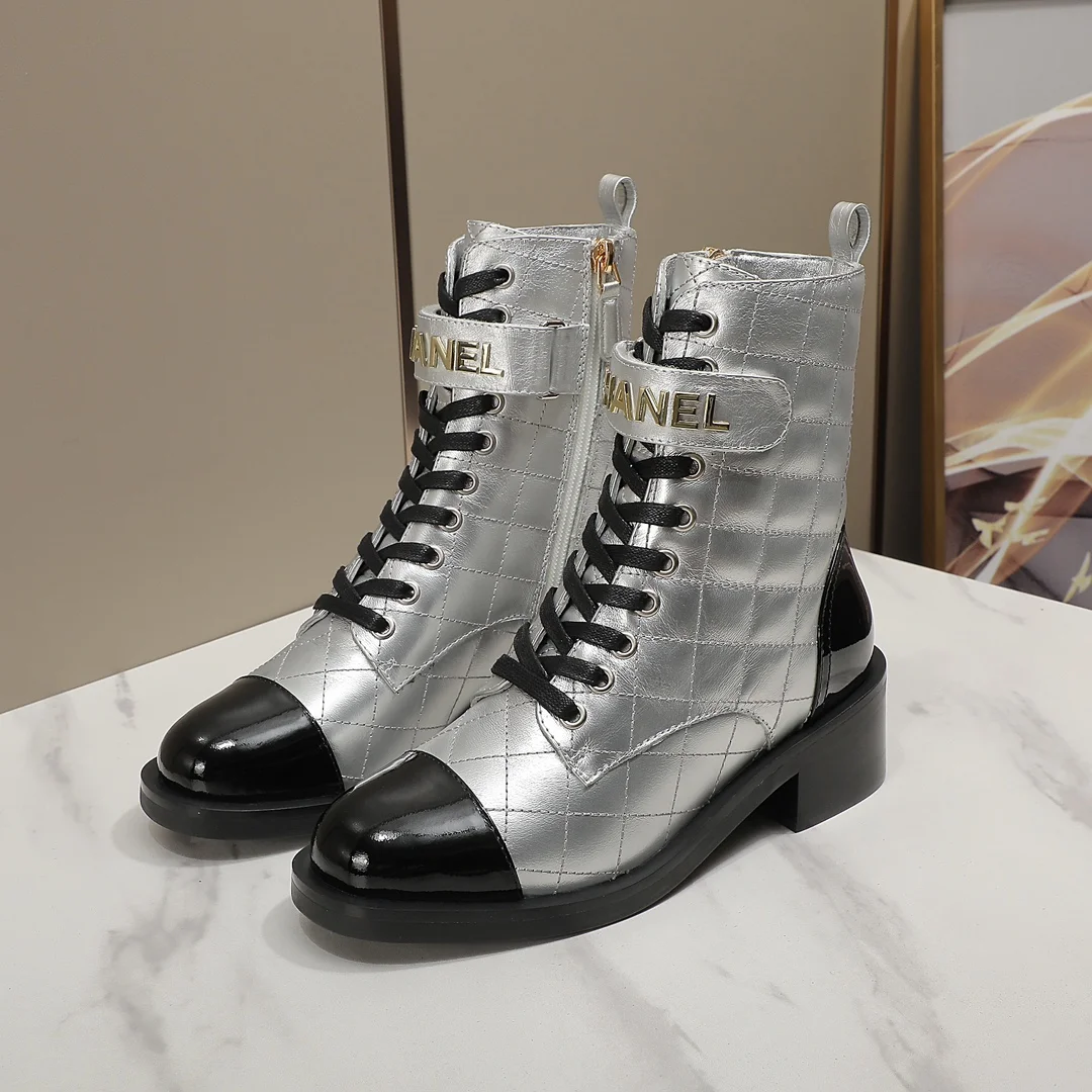 CHANEL Boots Calf Leather Silver-Black EU35-40 C10202609111254