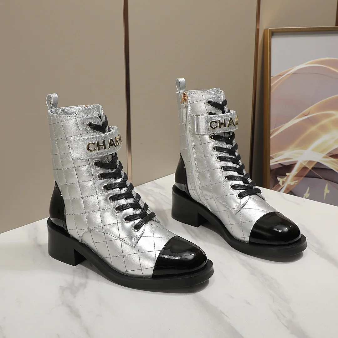 CHANEL Boots Calf Leather Silver-Black EU35-40 C10202609111254 - Image 2