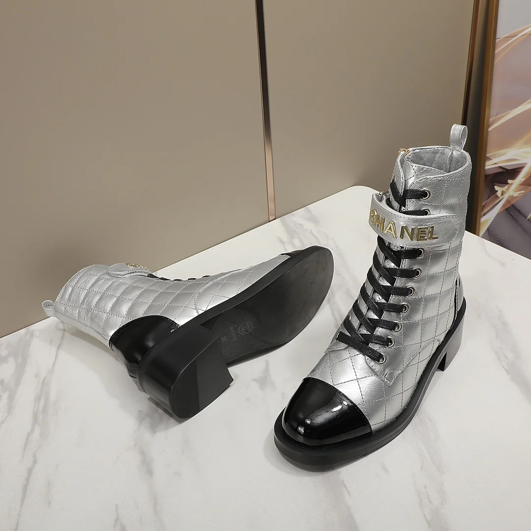 CHANEL Boots Calf Leather Silver-Black EU35-40 C10202609111254 - Image 3