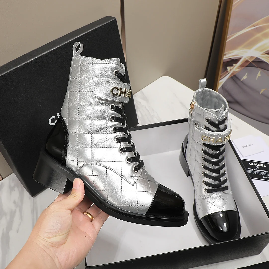 CHANEL Boots Calf Leather Silver-Black EU35-40 C10202609111254 - Image 7