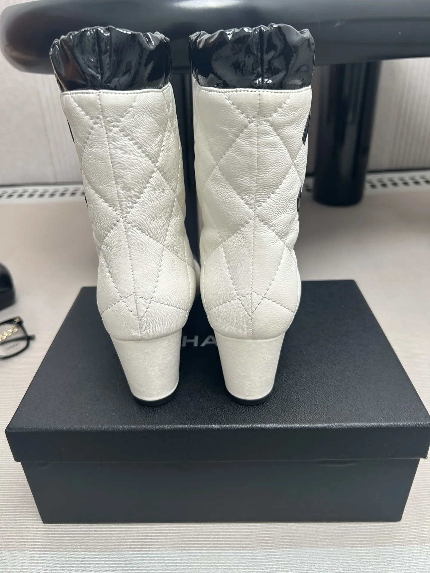 CHANEL Boots Calf Leather White-Black EU35-41 D50202609111992 - Image 2