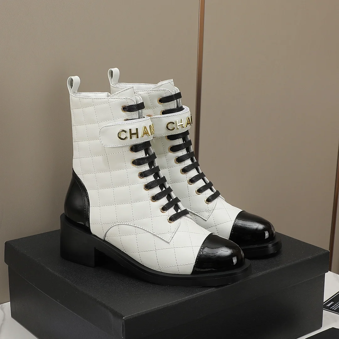 CHANEL Boots Calfskin Leather White-Black EU35-40 C10202609111249