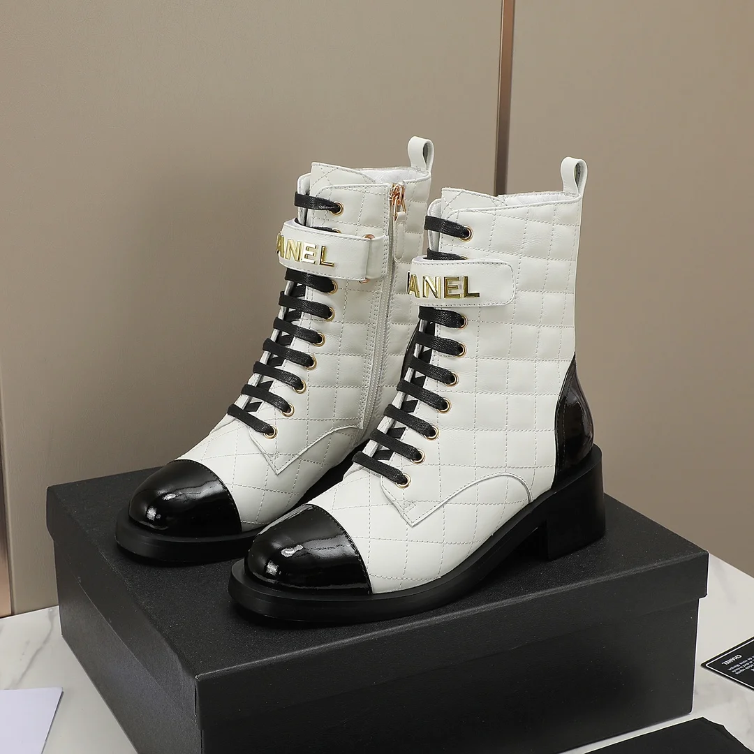 CHANEL Boots Calfskin Leather White-Black EU35-40 C10202609111249 - Image 3