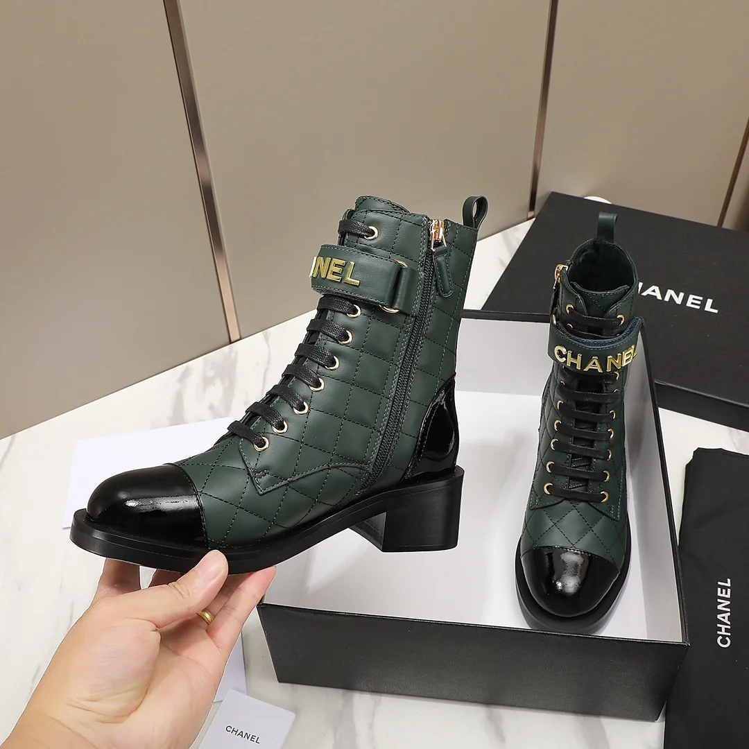 CHANEL Boots Green-Black C10202609111252 - Image 5