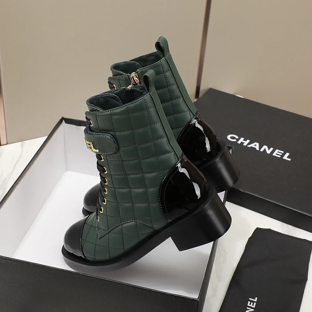 CHANEL Boots Green-Black C10202609111252 - Image 6