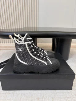 CHANEL Boots Lambskin Black-White EU35-40 C60202609111994