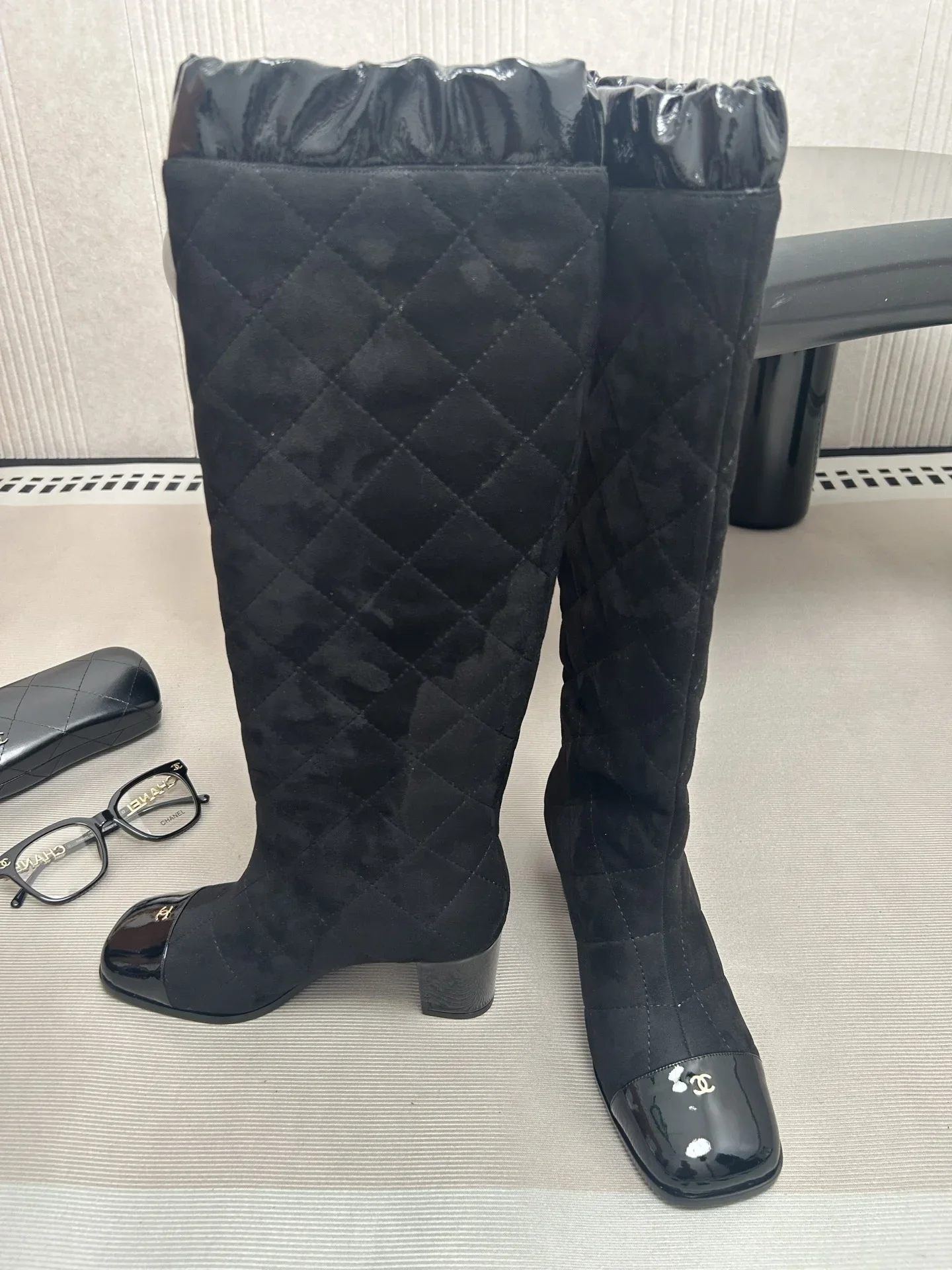 CHANEL Boots Leather Black EU35-39 E50202609111993 - Image 4