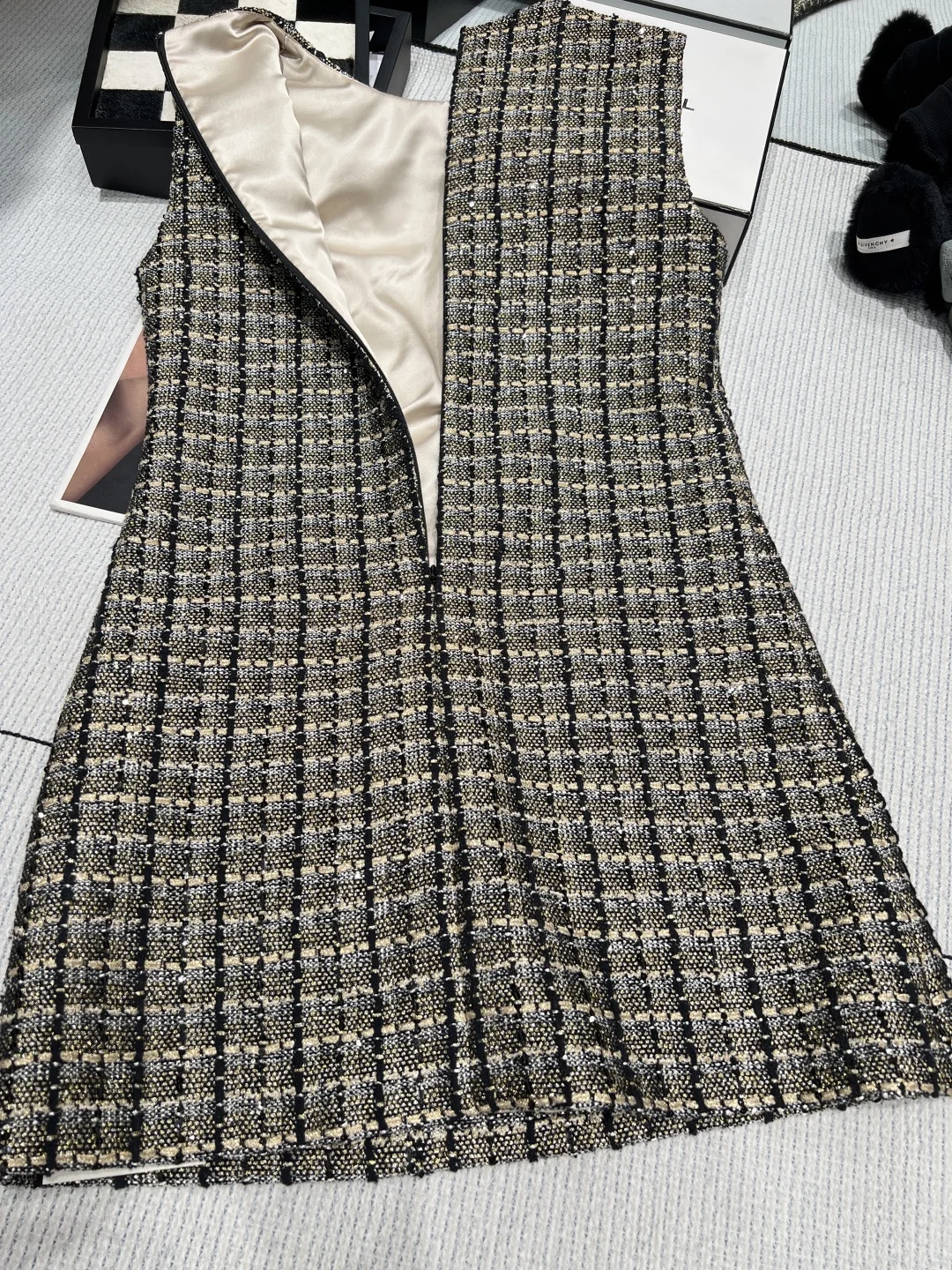 CHANEL Dresses Blended Yarn Black-Gold S-L C65202609061887 - Image 7