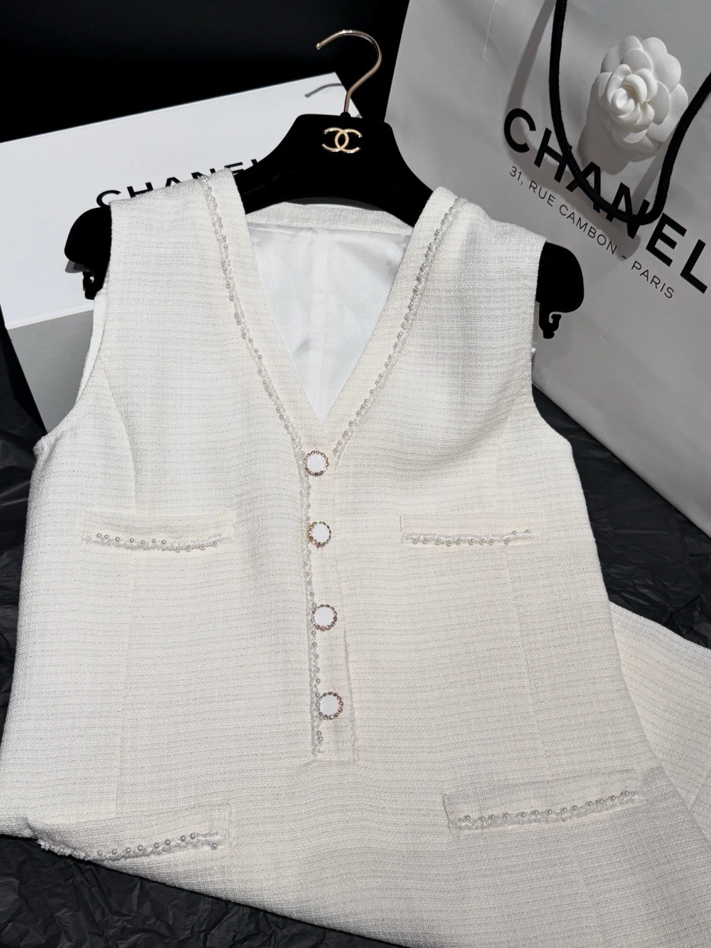 CHANEL Dresses Shiny Fabric White S-L C15202609063084 - Image 7