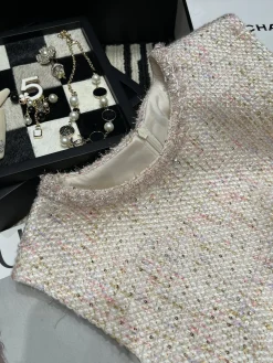 Alternative view of CHANEL Dresses Tweed White-Pink S-L C55202609061869