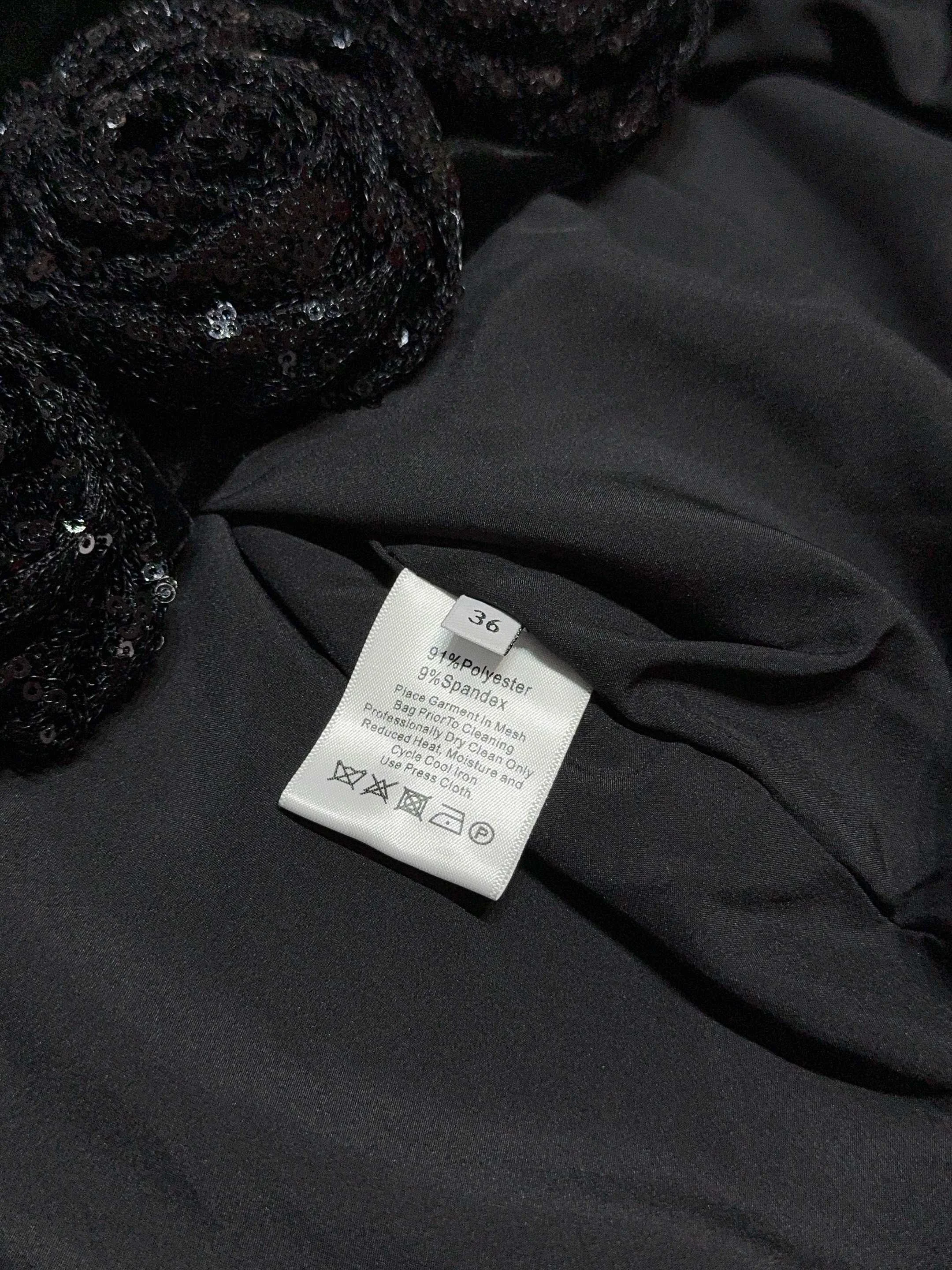 CHANEL Dresses Velvet Fabric Black S-XL C40202609060131 - Image 7