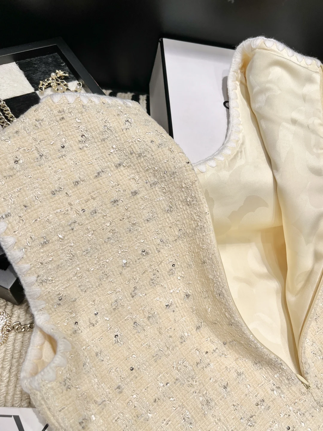 CHANEL Dresses Wool Blend Yellow-Silver S-L C55202609061871 - Image 3