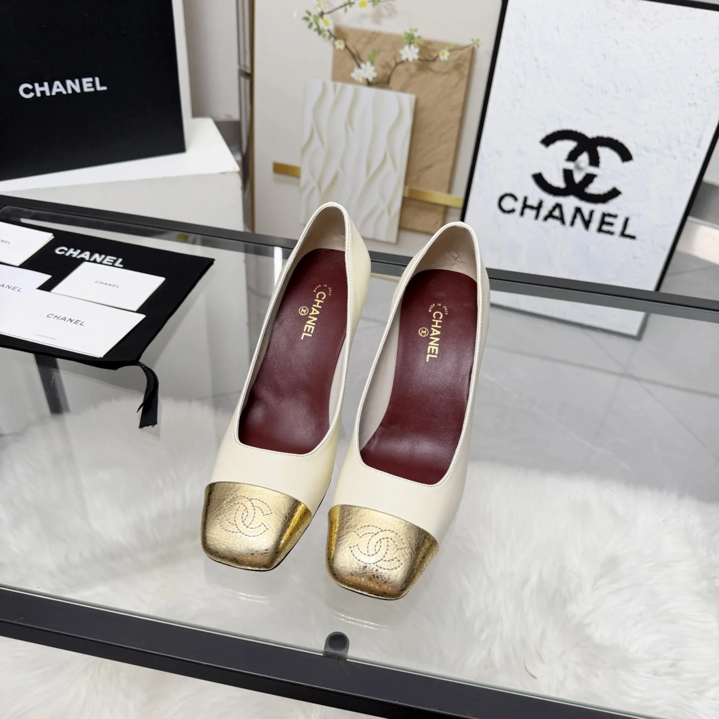 CHANEL Flats Cream-Gold B70202609110269 - Image 8