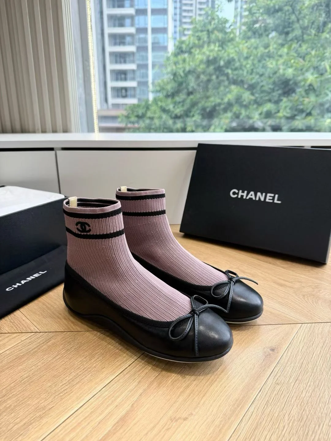CHANEL Flats Lambskin Knit Black-Pink EU35-41 B40202609110231 - Image 5