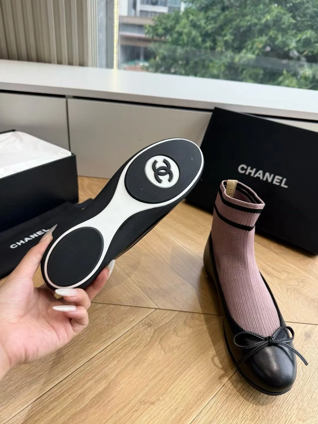 CHANEL Flats Lambskin Knit Black-Pink EU35-41 B40202609110231 - Image 9
