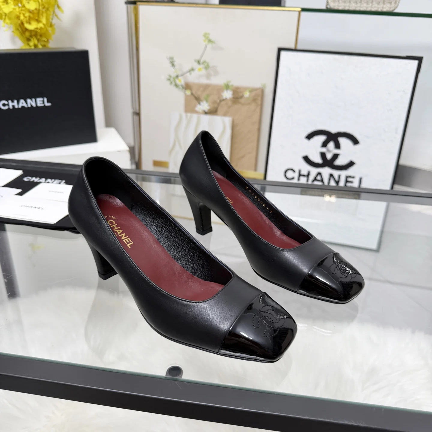 CHANEL Flats Patent Lamb Leather Black-Red EU35-41 B70202609110265 - Image 6