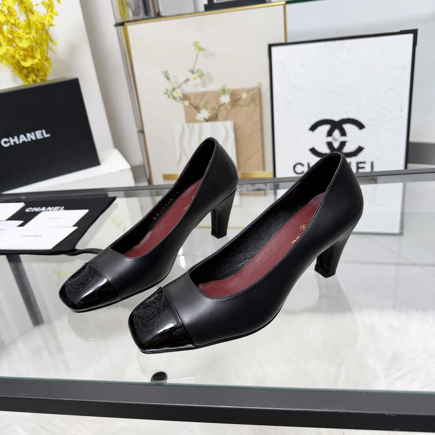 CHANEL Flats Patent Lamb Leather Black-Red EU35-41 B70202609110265 - Image 8