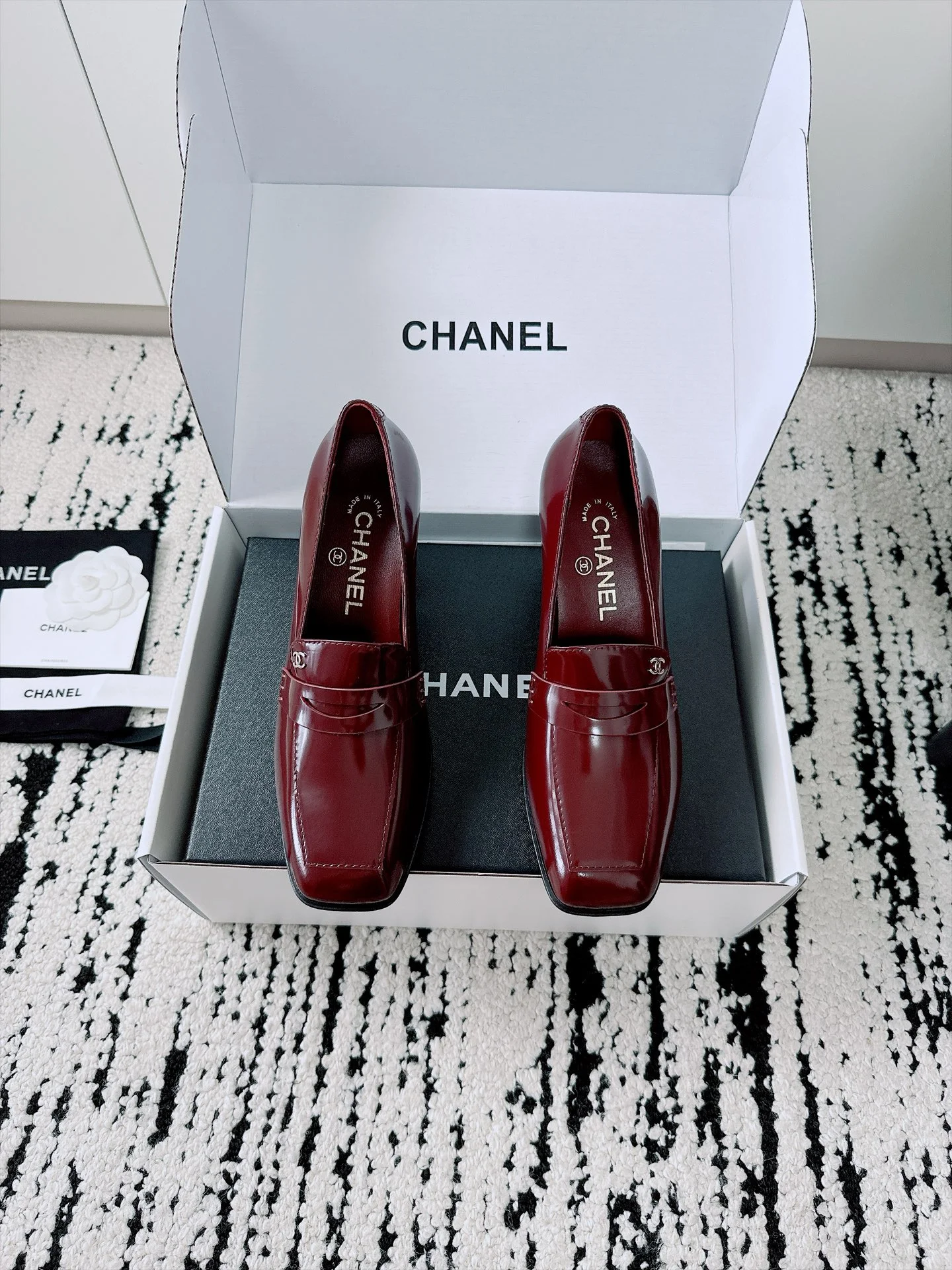 CHANEL Heels Patent Lamb Leather Burgundy-Black EU35-41 B80202609110534 - Image 4