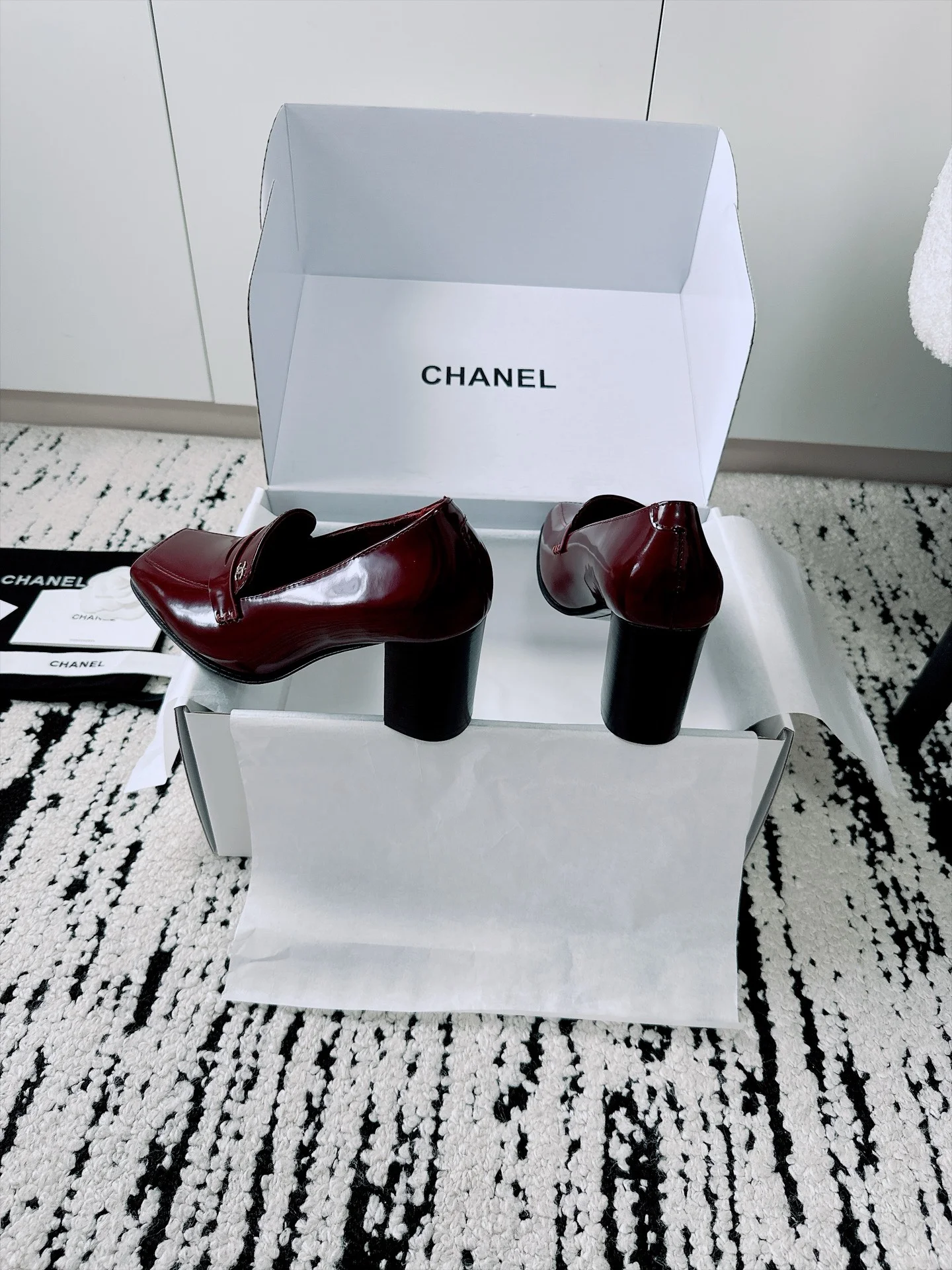 CHANEL Heels Patent Lamb Leather Burgundy-Black EU35-41 B80202609110534 - Image 9