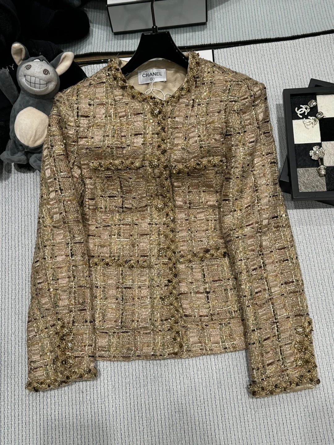 CHANEL Jackets Beige-Gold S-L E75202609061872