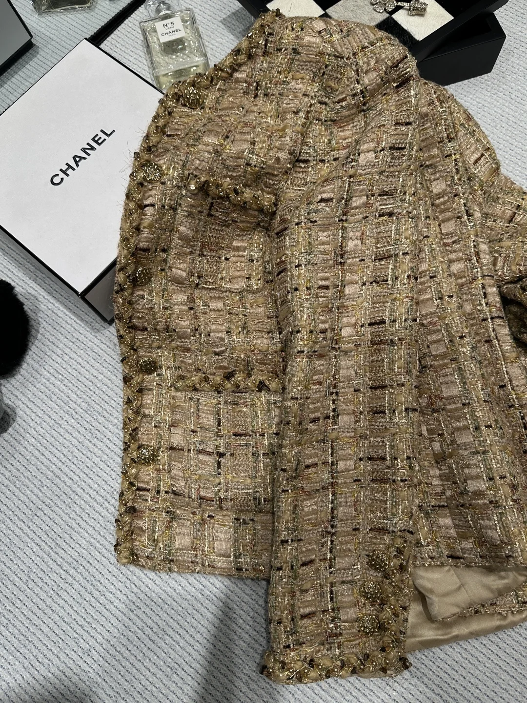 CHANEL Jackets Beige-Gold S-L E75202609061872 - Image 6