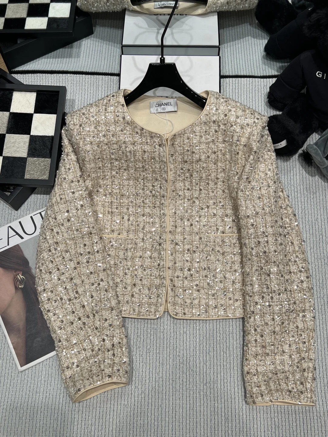 CHANEL Jackets Beige-Silver S-L C85202609061874