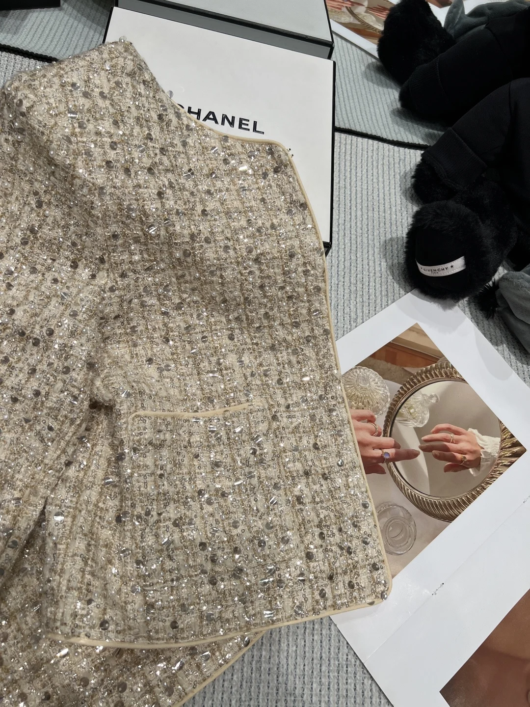 CHANEL Jackets Beige-Silver S-L C85202609061874 - Image 3