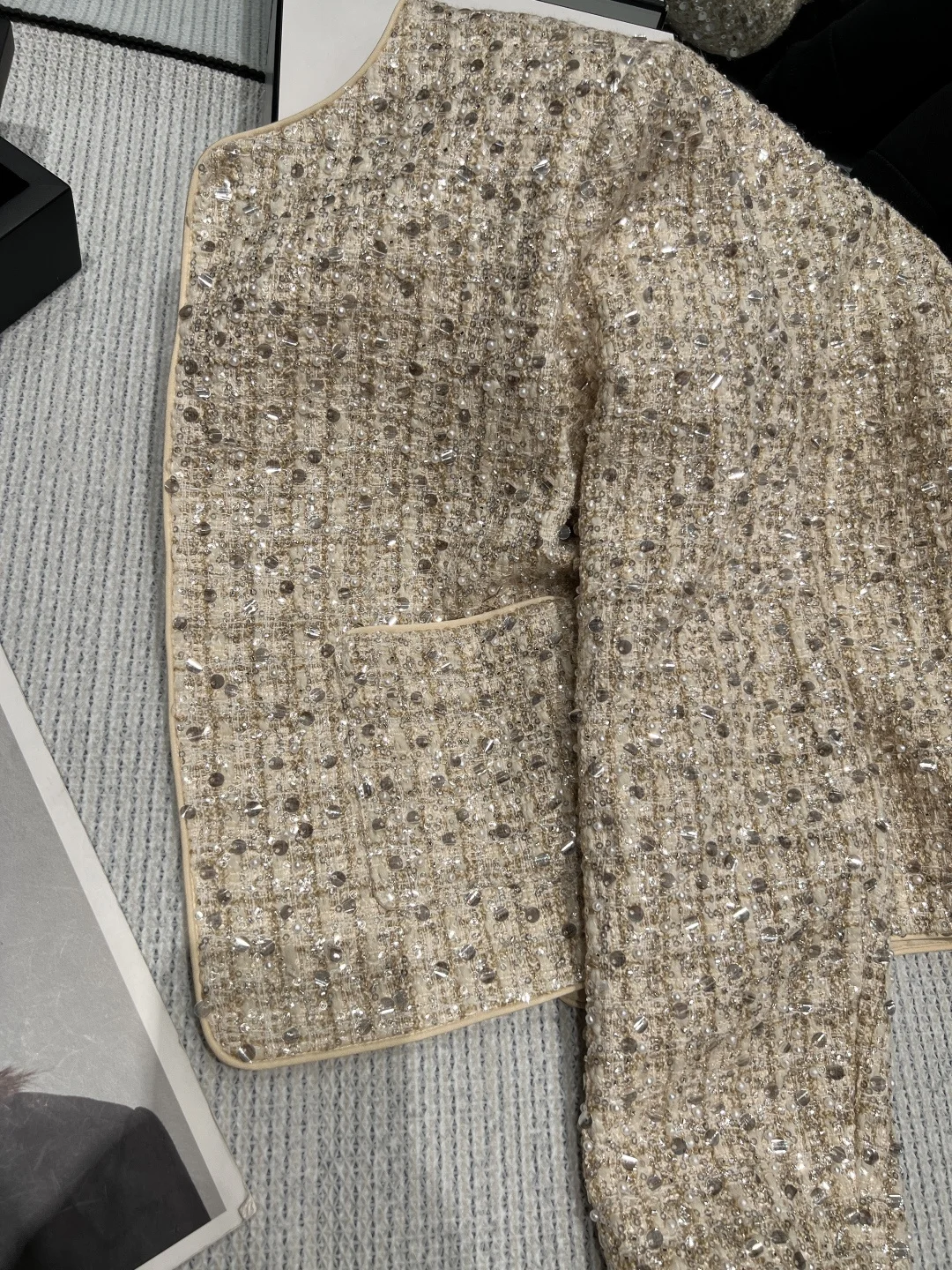 CHANEL Jackets Beige-Silver S-L C85202609061874 - Image 4