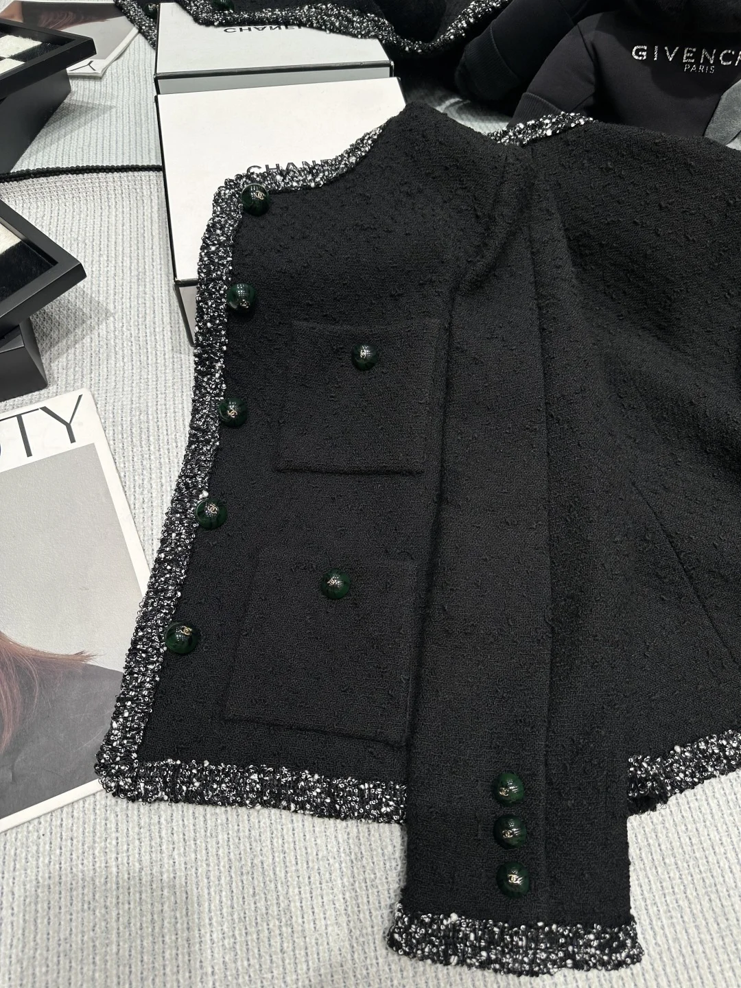 CHANEL Jackets Black-Green S-L E25202609060336 - Image 5