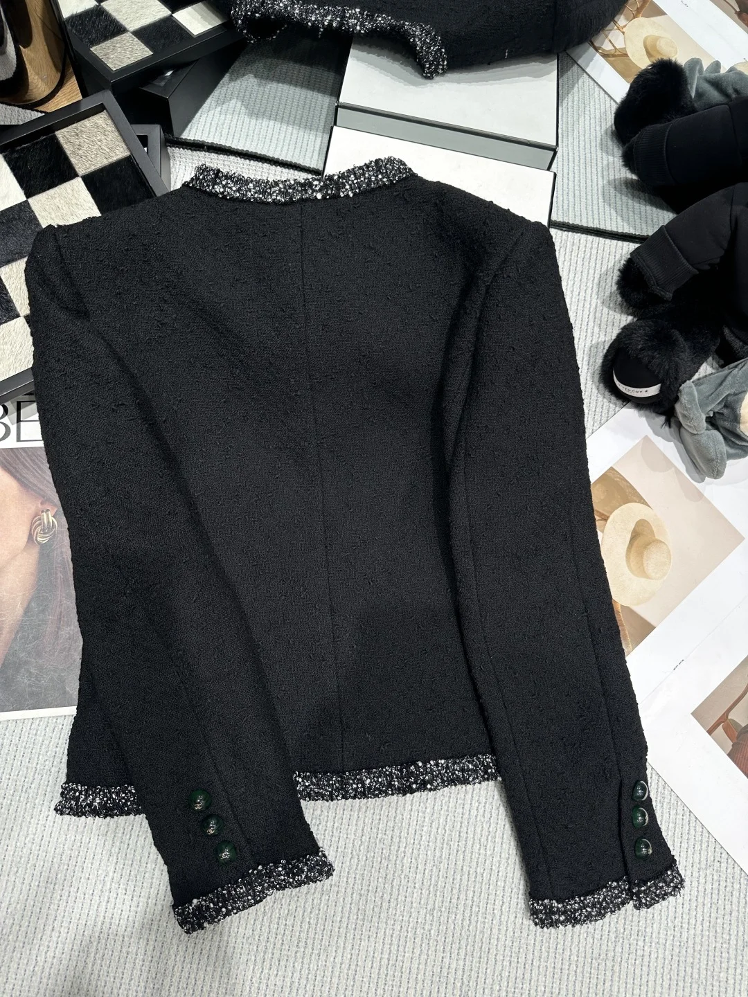 CHANEL Jackets Black-Green S-L E25202609060336 - Image 8