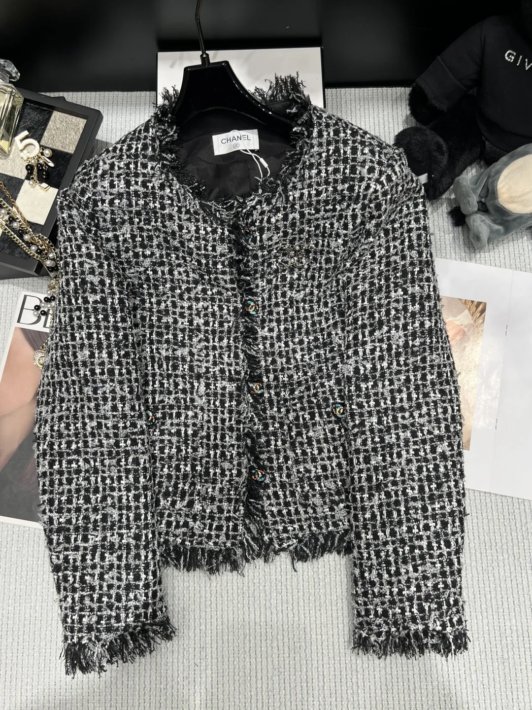 CHANEL Jackets Black-White S-L C95202609060335