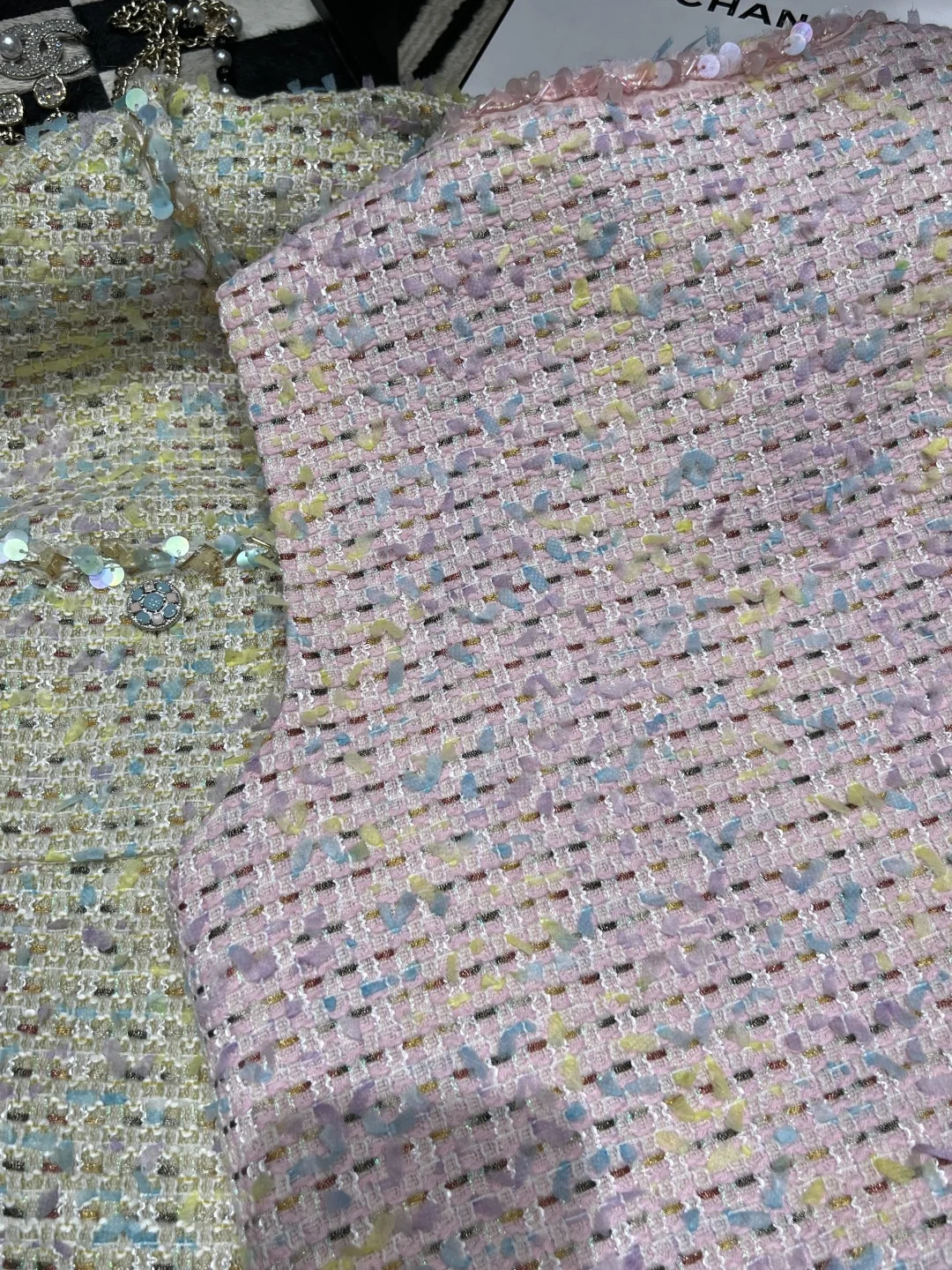 CHANEL Jackets Pink-Yellow S-L B40202609063064 - Image 3