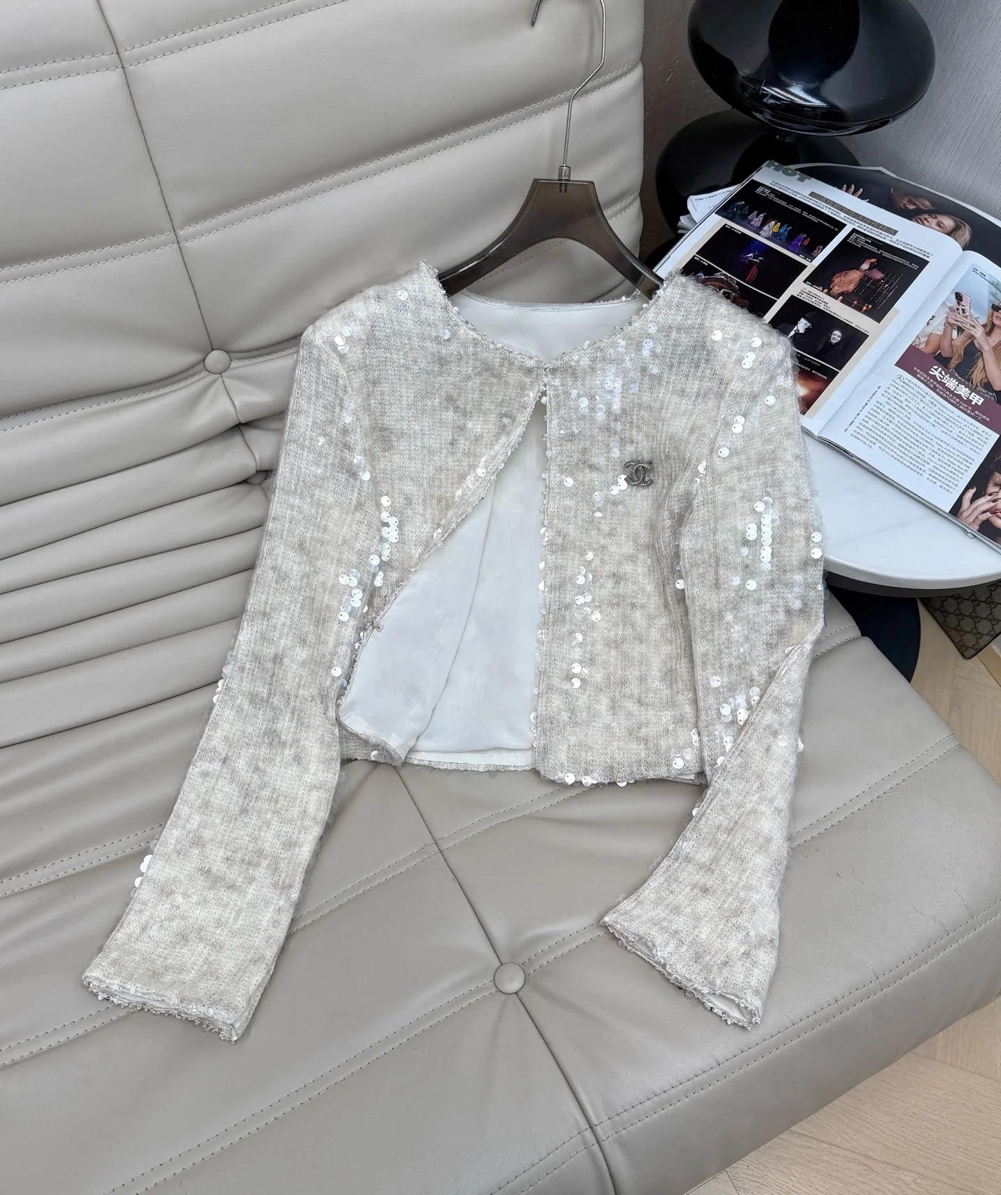 CHANEL Jackets Sequins White-Silver S-L B40202609061483 - Image 7