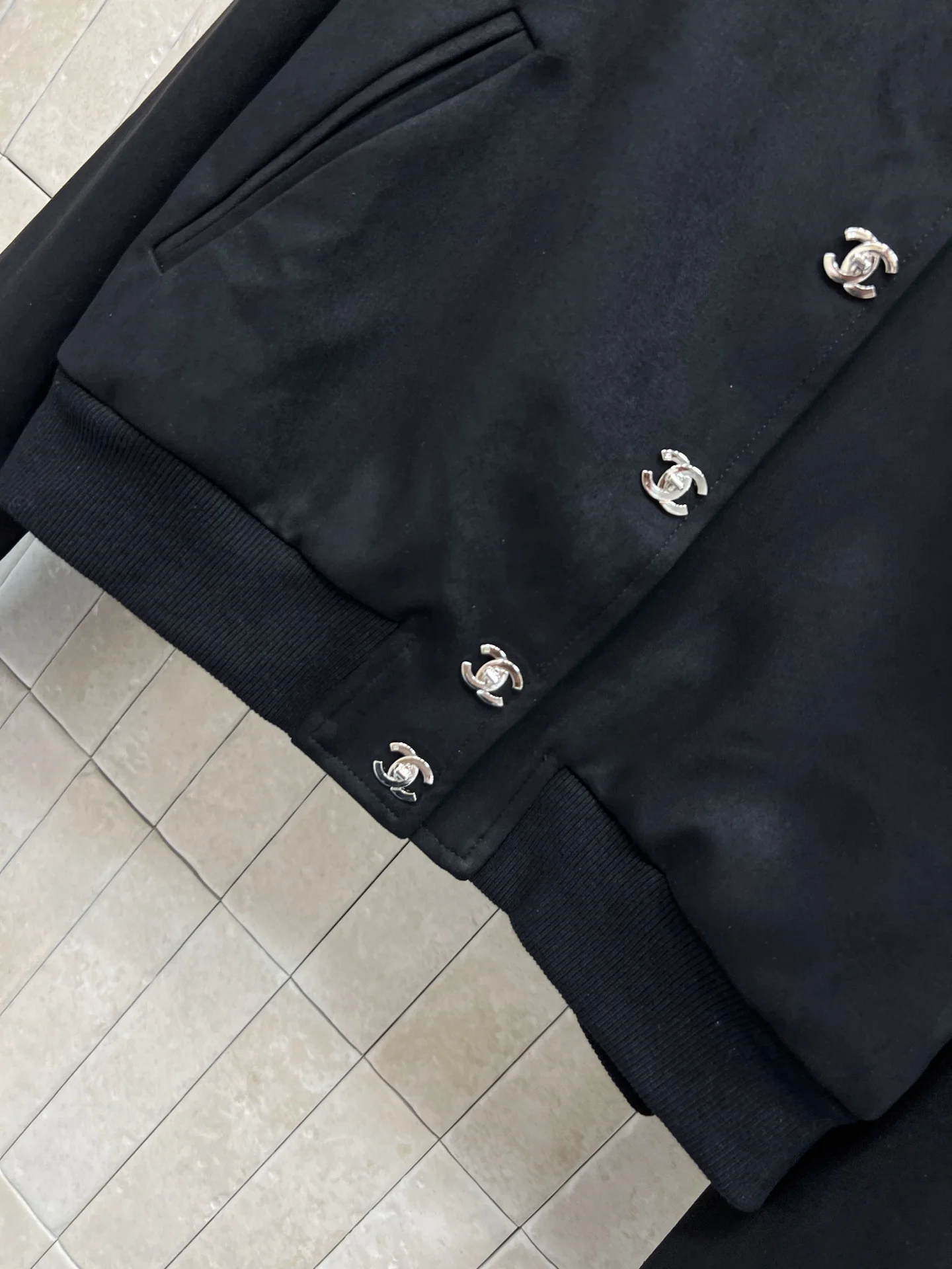 CHANEL Jackets Suede Leather Brown-Black S-L C15202609060019 - Image 5