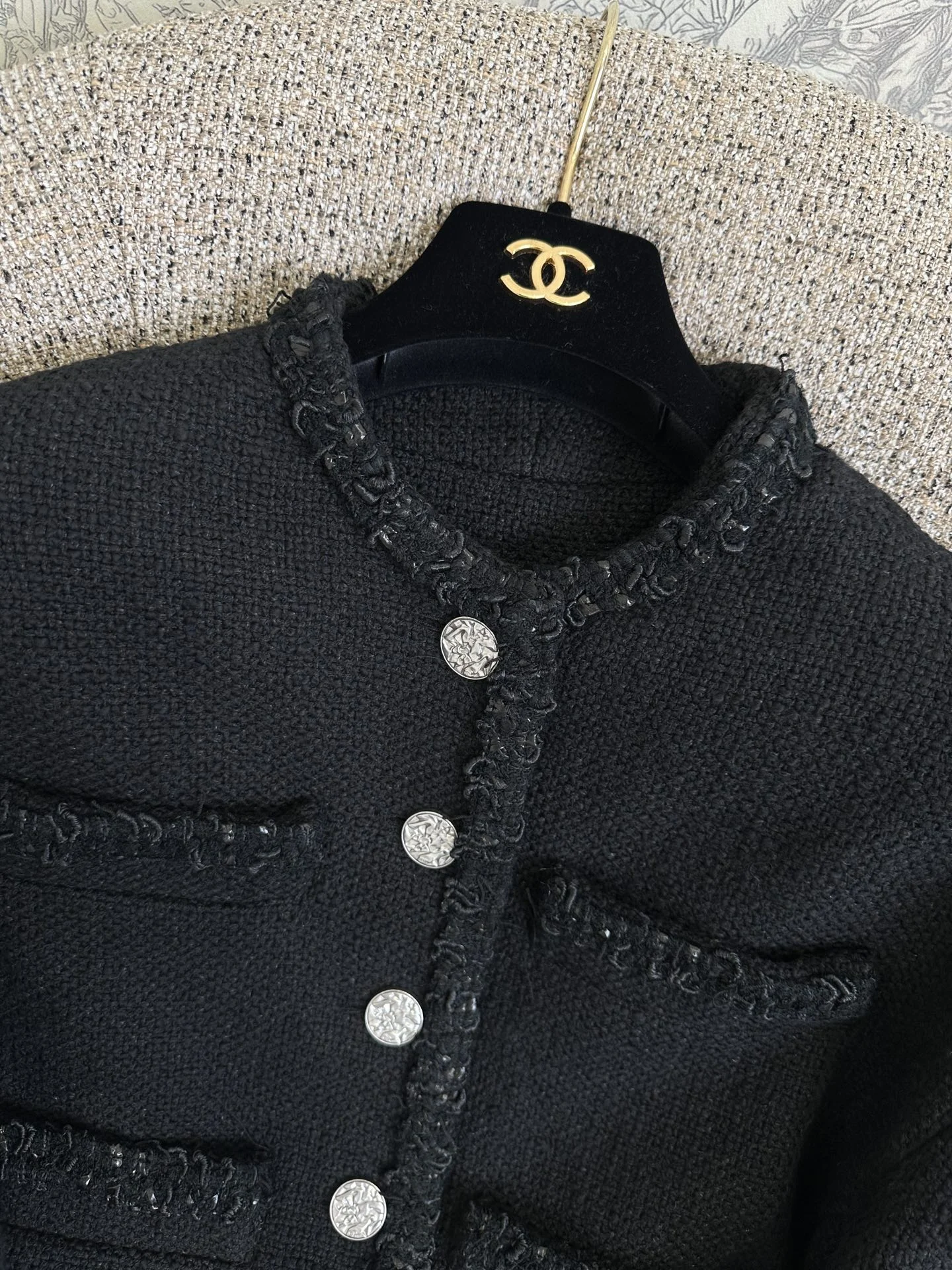 CHANEL Jackets Tweed Black-Silver S-M-L D75202609062774 - Image 5