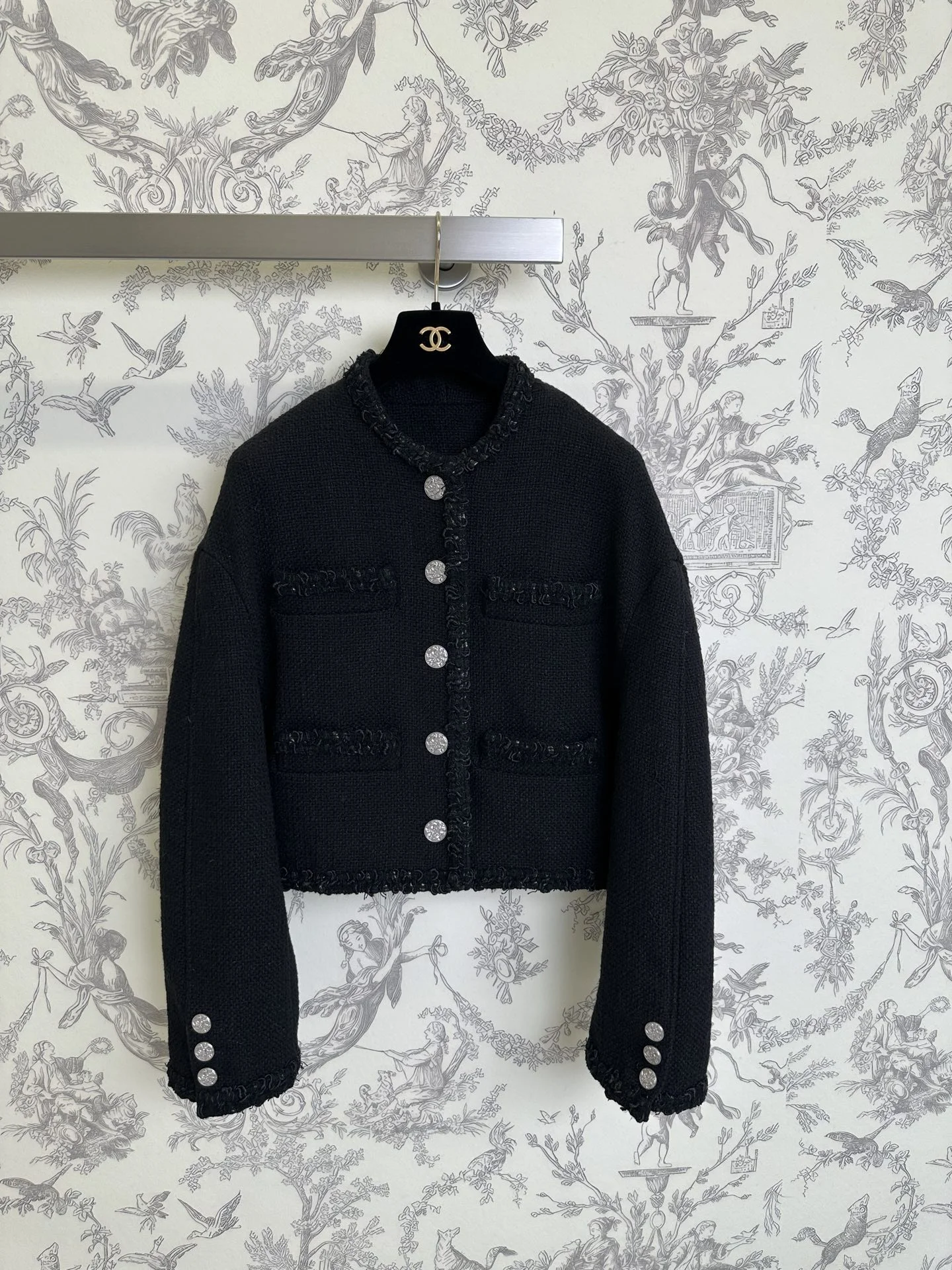 CHANEL Jackets Tweed Black-Silver S-M-L D75202609062774 - Image 6