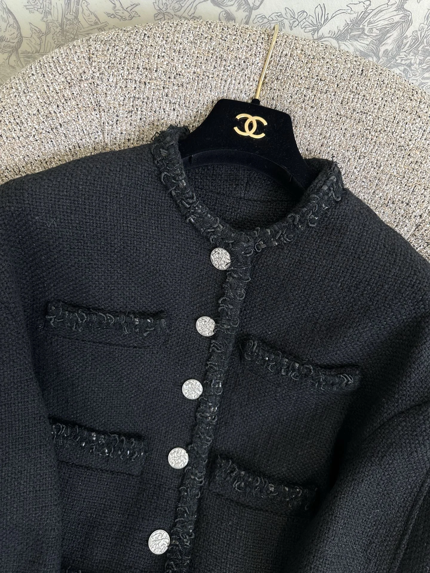CHANEL Jackets Tweed Black-Silver S-M-L D75202609062774 - Image 7