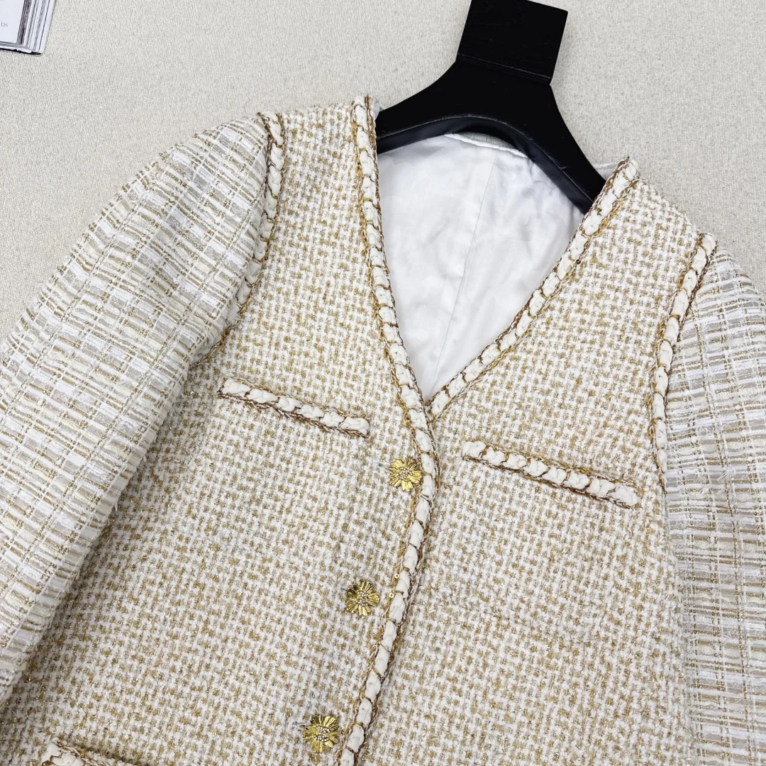 CHANEL Jackets Tweed White-Gold S-L D75202609060558 - Image 3