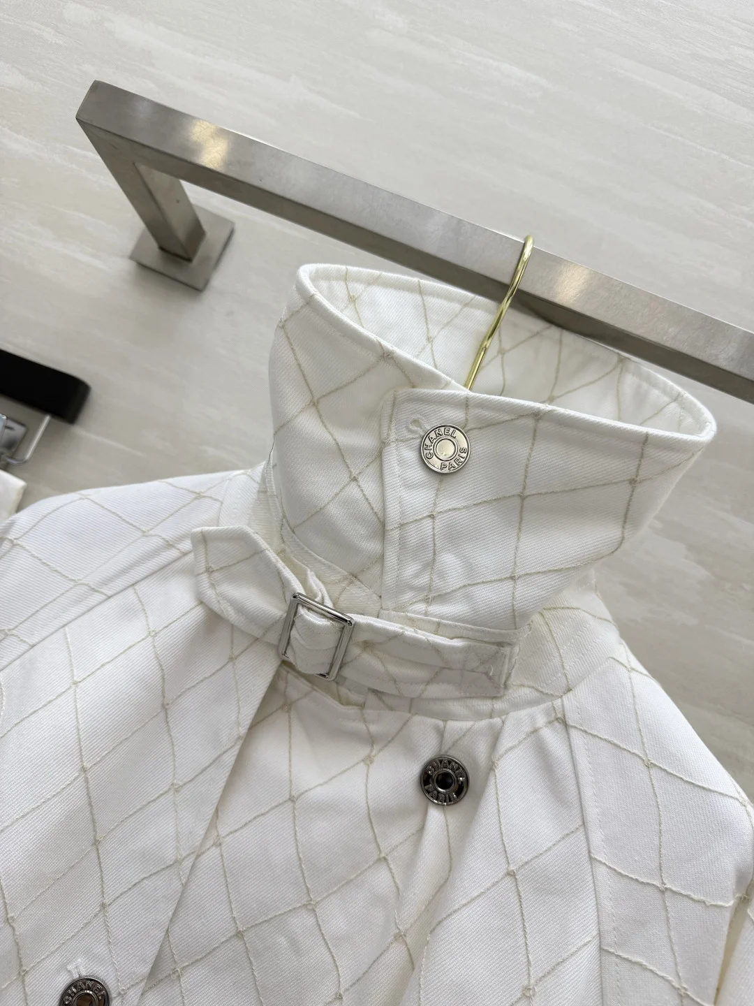 CHANEL Jackets White-Gold S-L D90202609062630 - Image 3