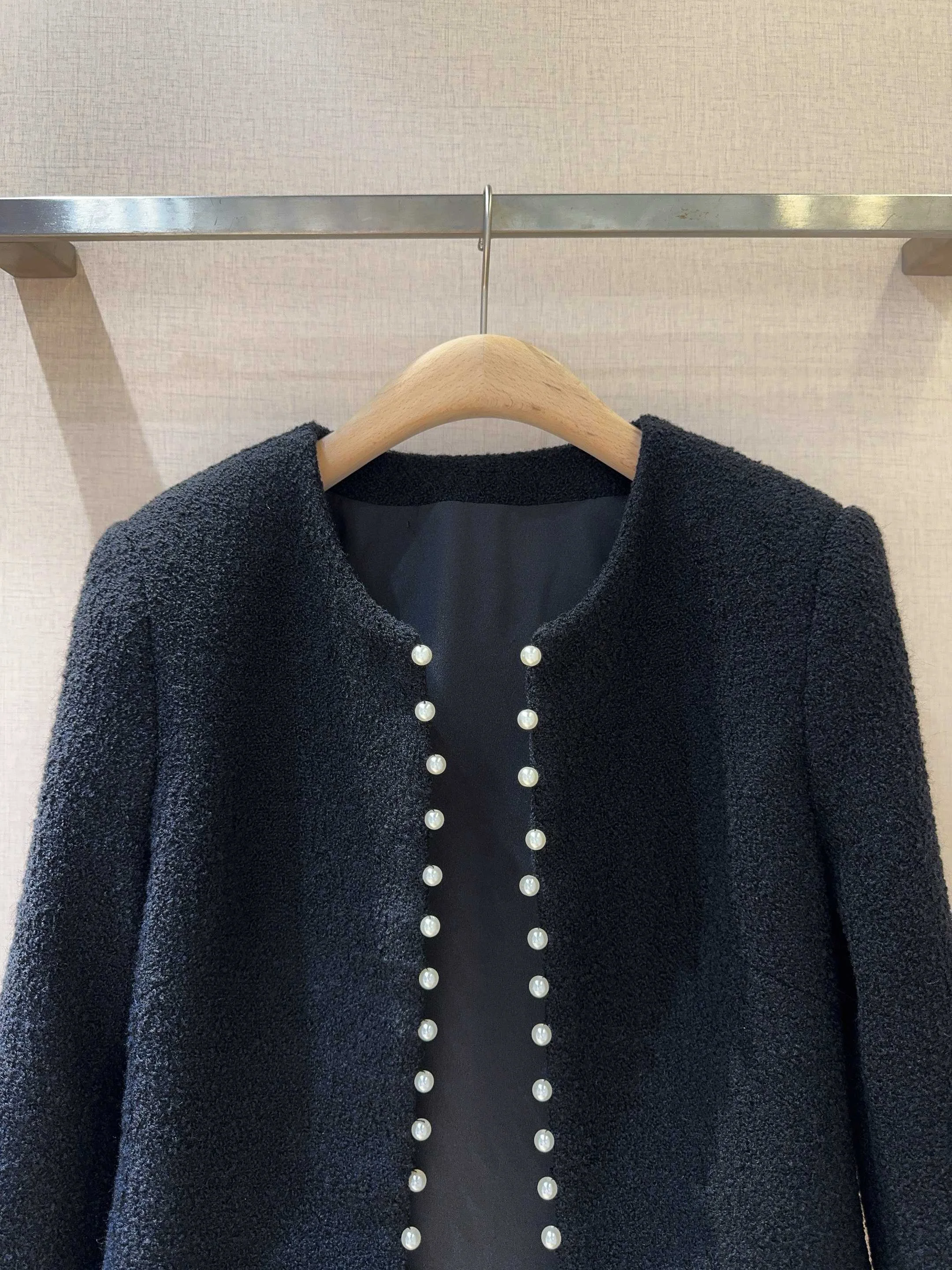 CHANEL Jackets Wool Blend Black-White S-XL B80202609060096 - Image 2
